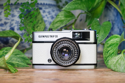 Olympus Trip 35 Vintage 35mm Film Camera - Diamond White | Tested & Fully Refurbished | 100 Day Guarantee