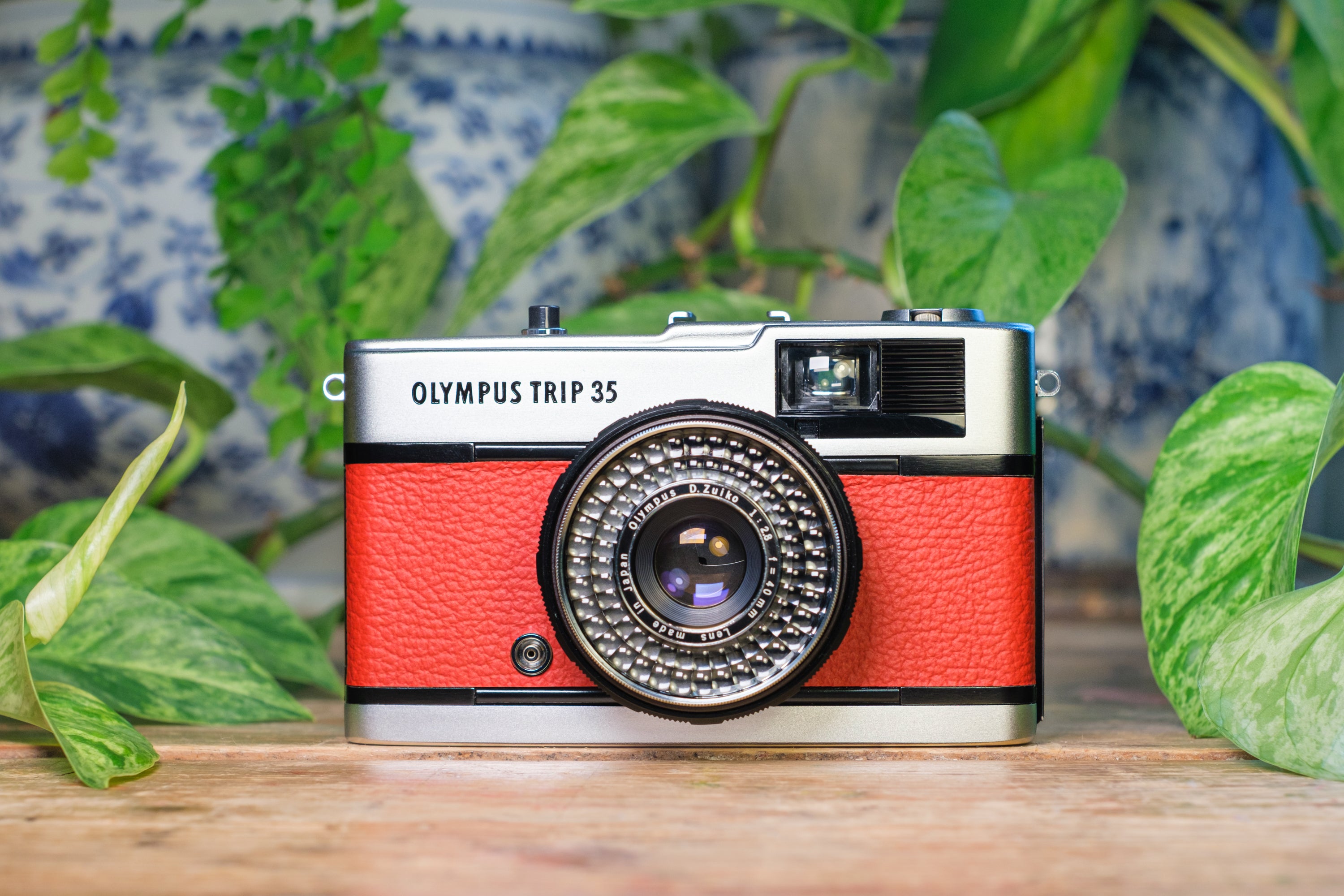 Olympus Trip 35 Vintage 35mm Film Camera - Red | Tested & Fully Refurbished  | 100 Day Guarantee